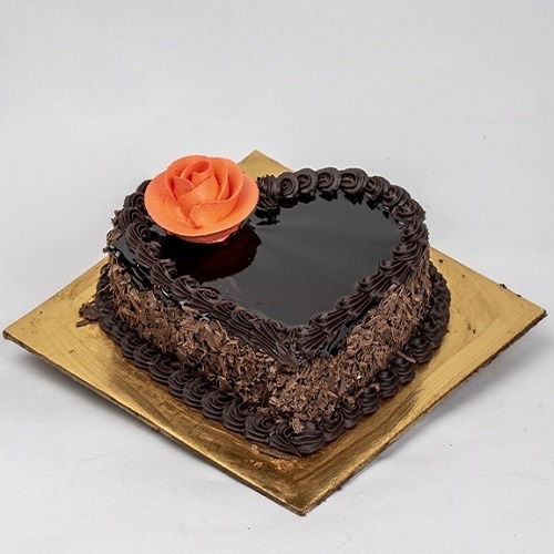 Chocolate Truffle Heart Shape Cake Half Kg